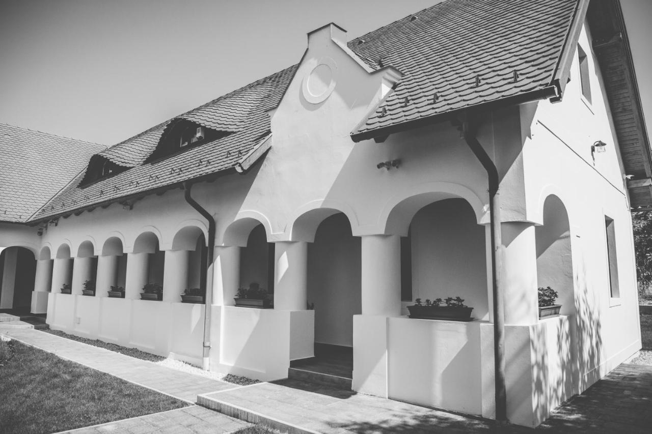 Vitorlás Vendégház Révfülöp Extérieur photo